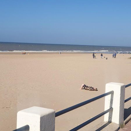 Studio Front De Mer Merville-Franceville-Plage Bagian luar foto