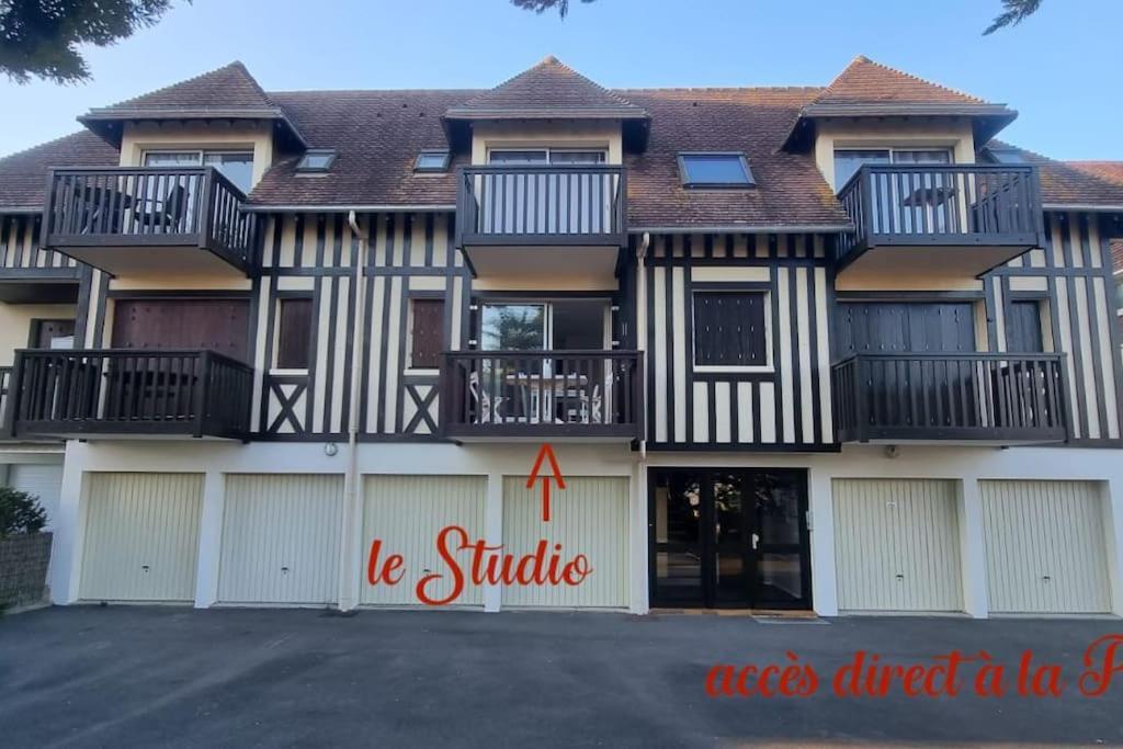 Studio Front De Mer Merville-Franceville-Plage Bagian luar foto