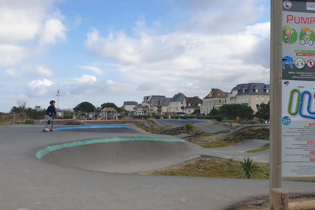 Studio Front De Mer Merville-Franceville-Plage Bagian luar foto